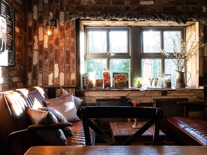 The Lion Pub & Grill, Sowerby Bridge, United Kingdom