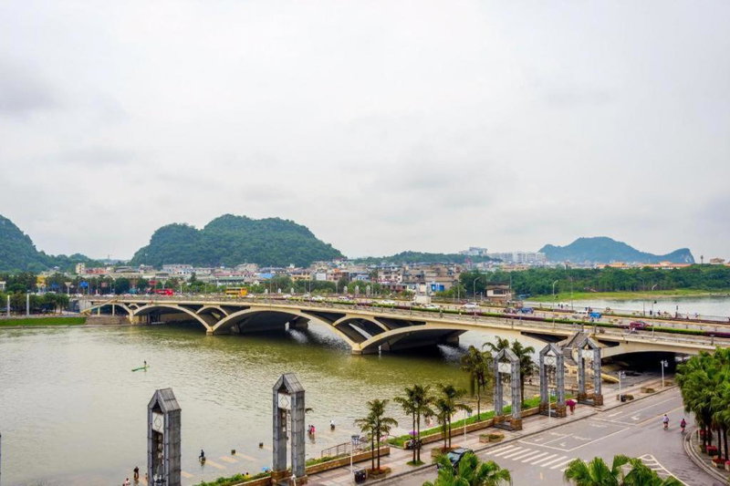 Vienna Hotel Guangxi Guilin 7-Star Wanda Plaza, Guilin, China