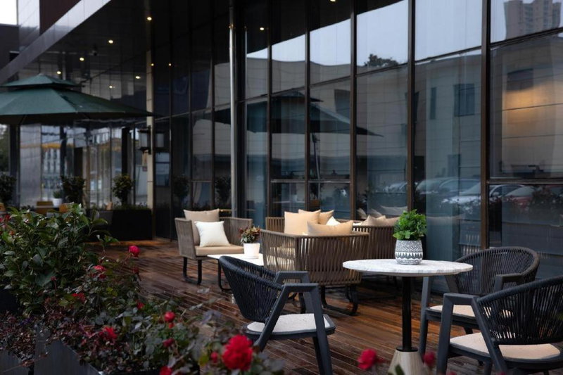 Home2 Suites by Hilton Wuxi Huishan, Wuxi, China