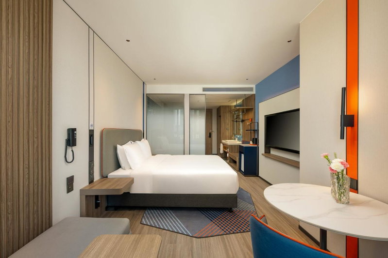 Holiday Inn Express Taizhou City Center by IHG, Taizhou, China