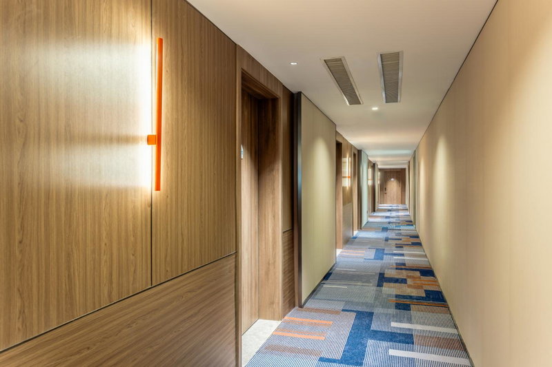 Holiday Inn Express Taizhou City Center by IHG, Taizhou, China