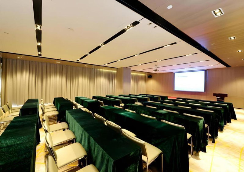 Echarm Hotel Yulin 2nd People's Hospital Qingwan River Park, Yulin, China