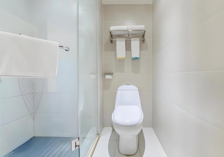 City Comfort Inn Guilin Two Rivers and Four Lakes Sun and Moon Shuangta, Guilin, China