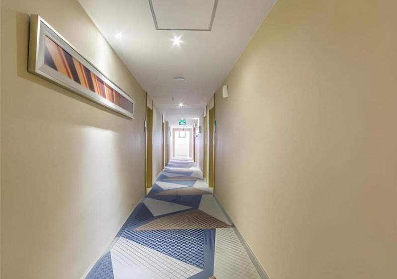 City Comfort Inn Guilin Two Rivers and Four Lakes Sun and Moon Shuangta, Guilin, China