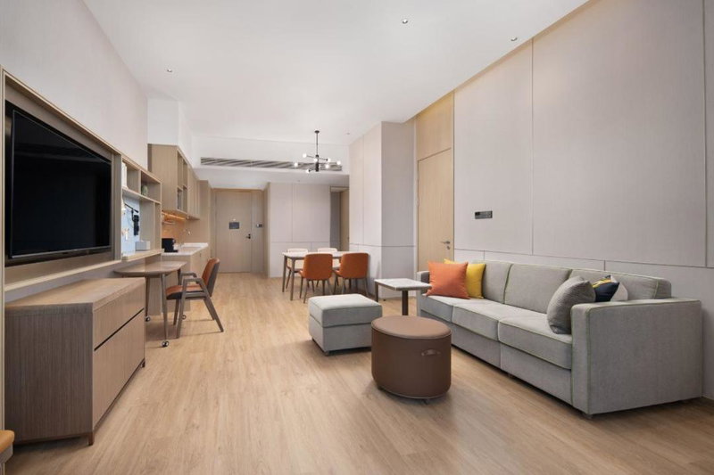 Home2 Suite by Hilton Yantai Laishan, Yantai, China
