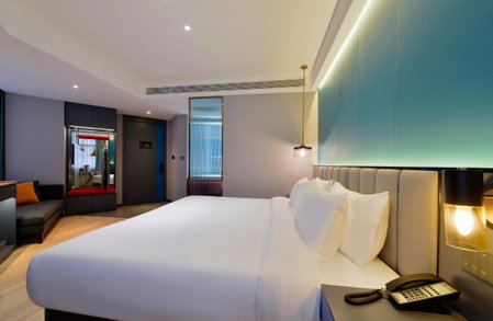 R Royalss Hotel, Yulin Yuxing Square, Yulin, China
