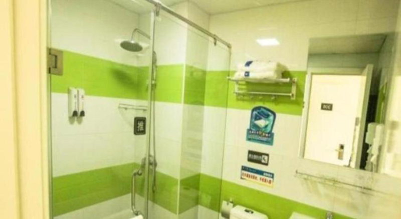 7 Days Inn Xichang Hangtian Avenue Toursim Center, Xichang, China