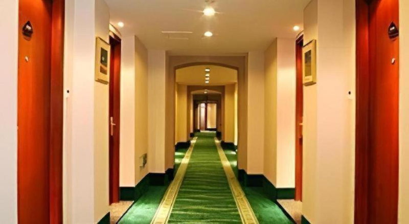 GreenTree Inn Hotel - Nantong Hongming Plaza, Nantong, China