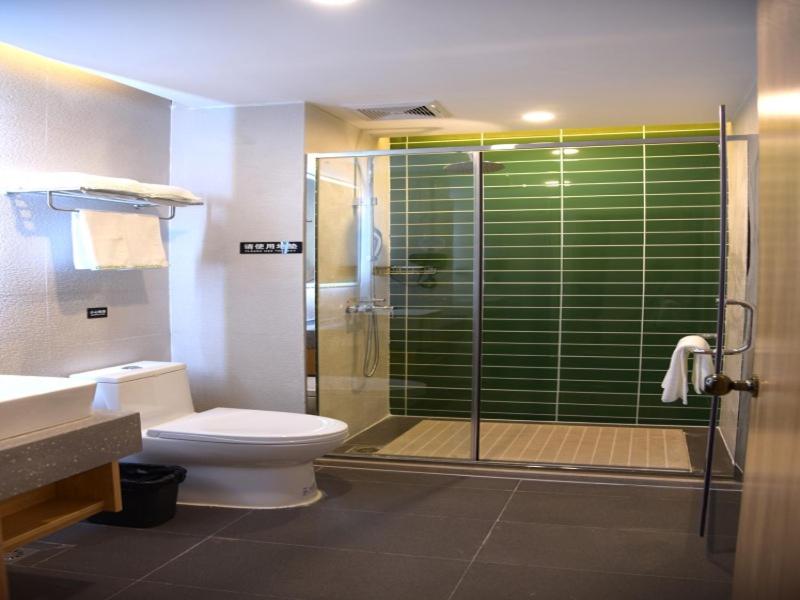 GreenTree Inn Express Hotel Heyuan N1 High Fountain, Heyuan, China