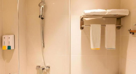 City Comfort Inn Wuhan Zoo Guobo Maying Road Metro Station, Wuhan, China