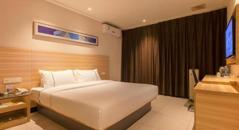 City Comfort Inn Wuhan Zoo Guobo Maying Road Metro Station, Wuhan, China