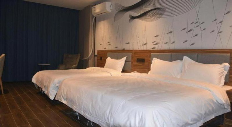 Shell Hotel Kaifeng Jin'an Road Bianxihu Wanda Plaza, Kaifeng, China