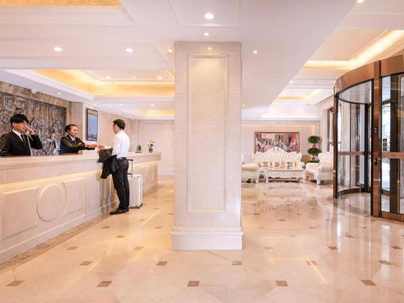 Vienna Hotel Tianjin 5th Avenue Youyi Road Cultural Center Metro Station, Tianjin, China