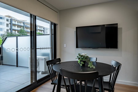 Modern apt in heart of the city, Canberra, Australia