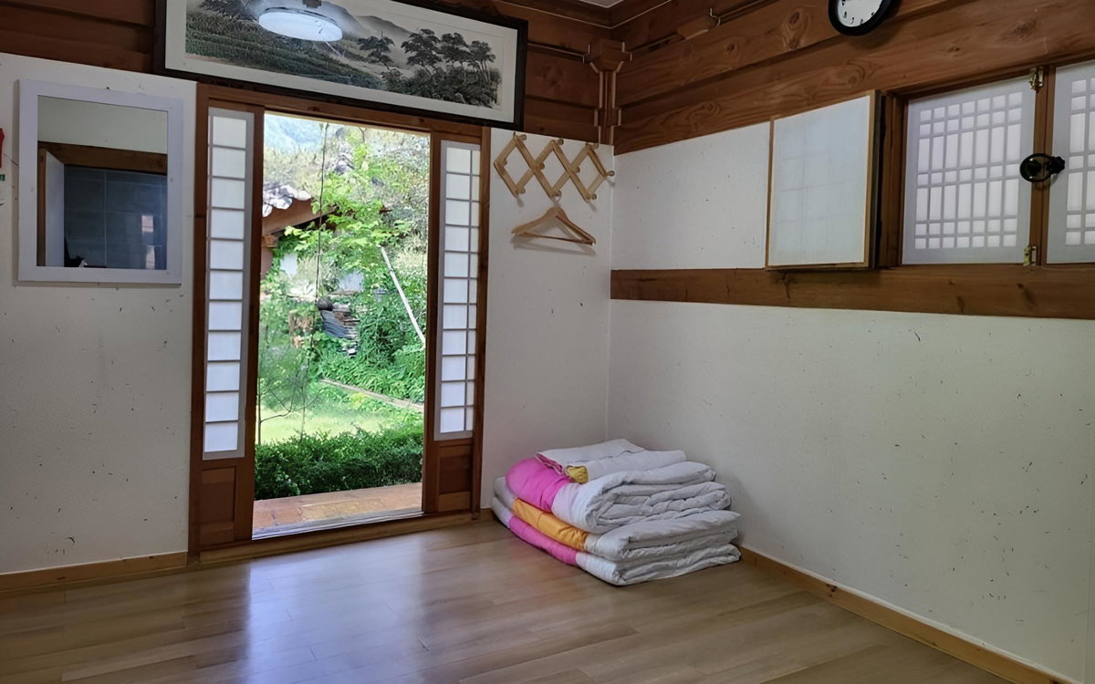 Jeonju Buyongheon Pension, South Korea
