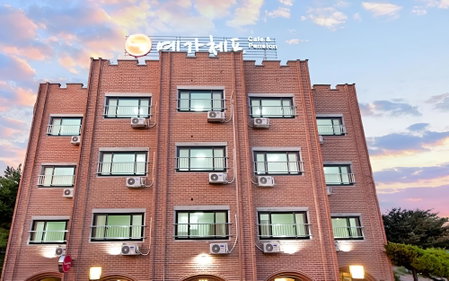 Taean Yirgacheffe Pension, Taean, South Korea