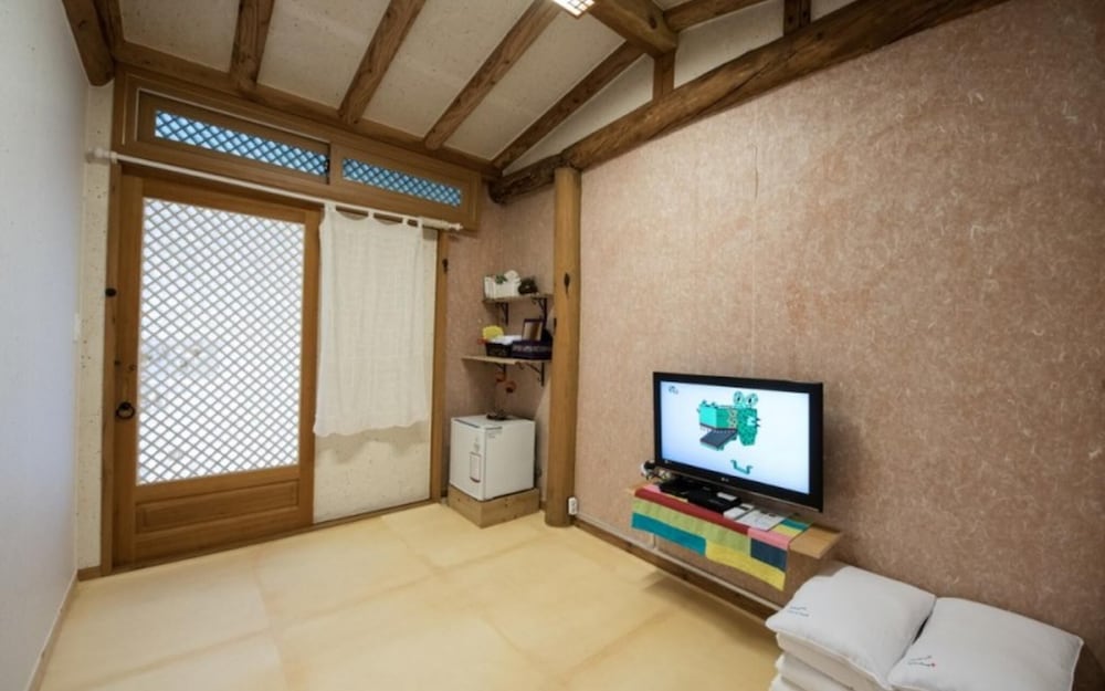 Jeonju Pureunyoram Pension, South Korea