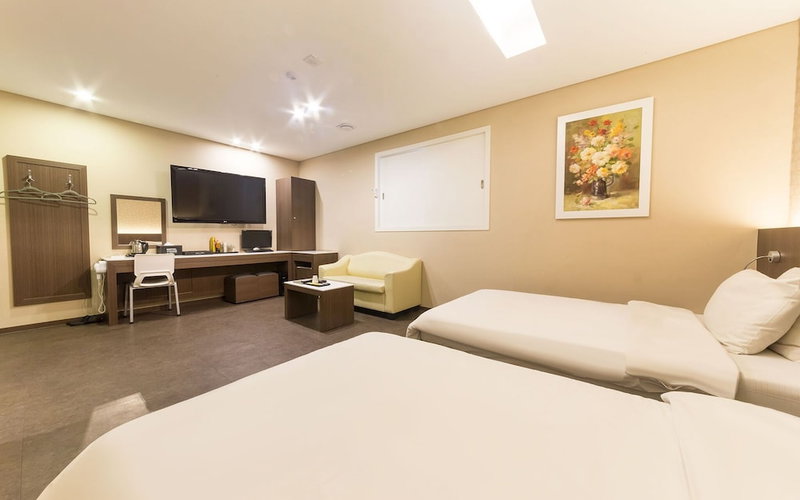 Osan Honors Hotel, Osan, South Korea