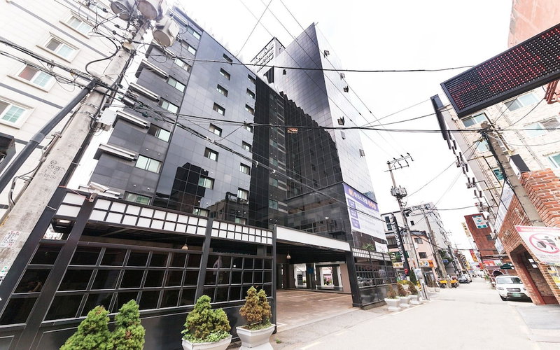 Osan Honors Hotel, Osan, South Korea
