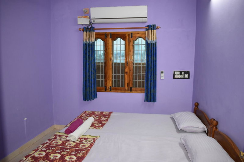 Rainbow Guest House, Tiruvannāmalai, India