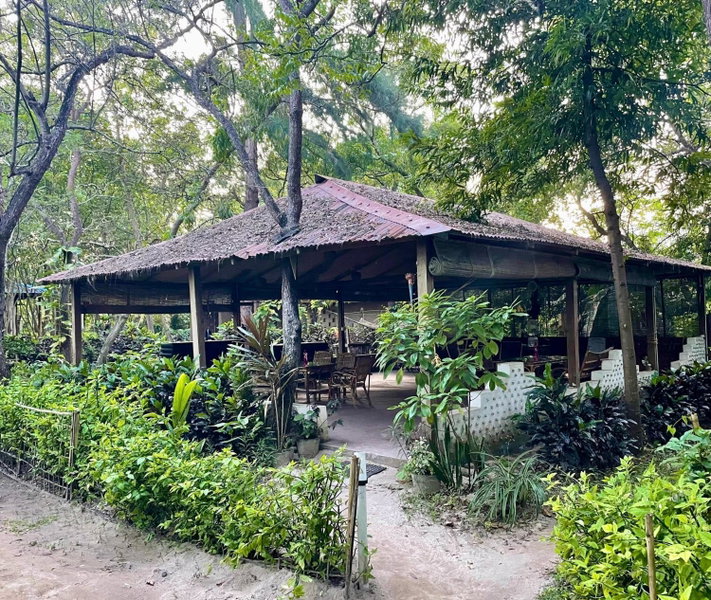 The DIVEResort and Dancing Dugong Cafe, Neil Island, India