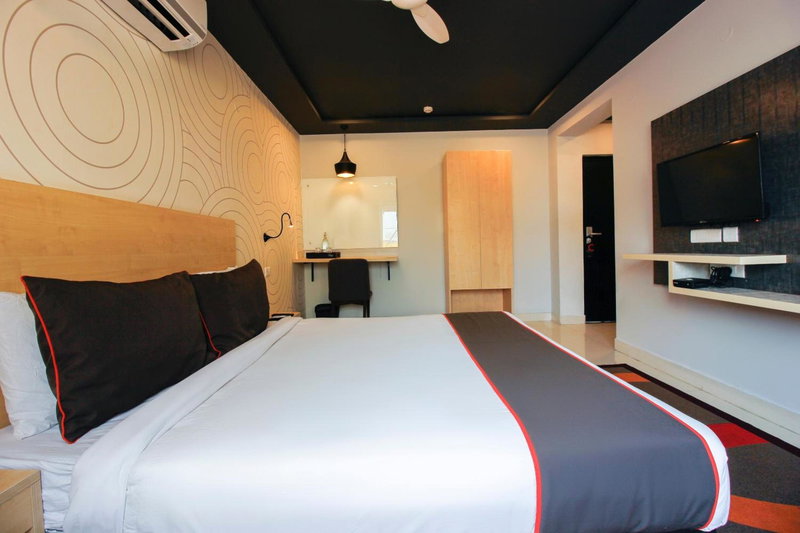 Super Townhouse Hi Tech City Hyderabad, Hyderabad, India