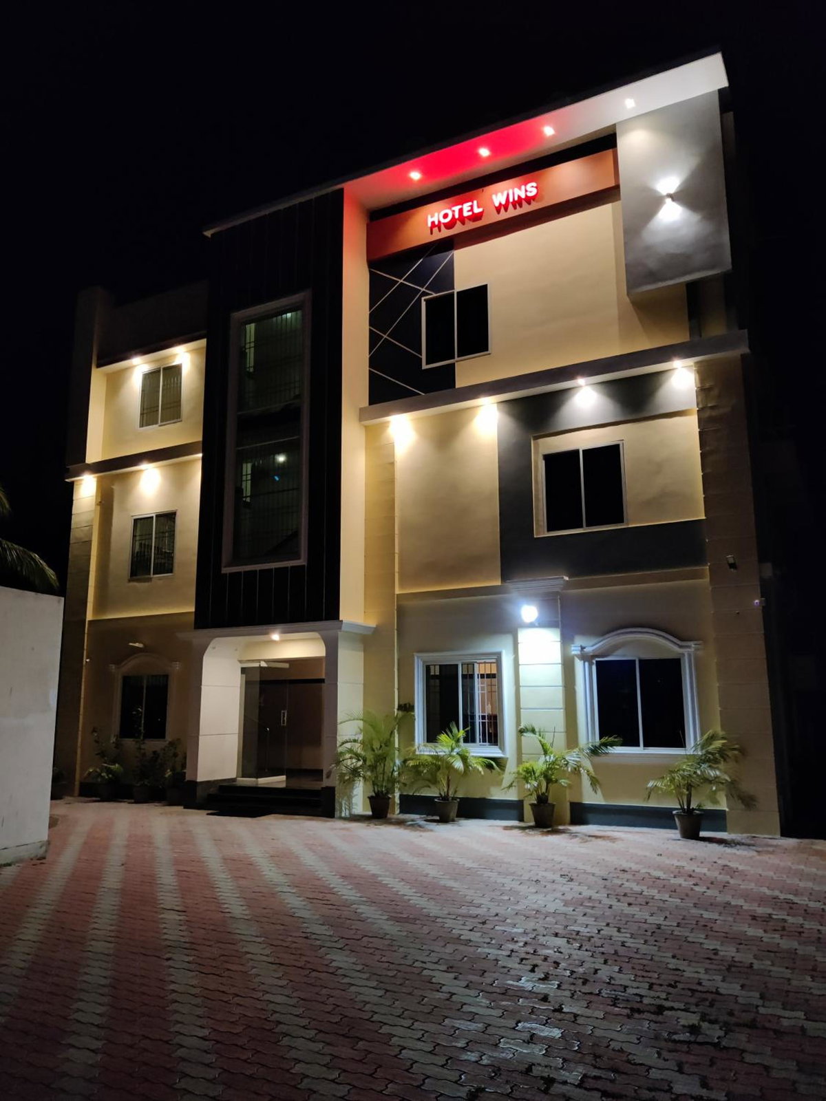 Hotel Wins, India