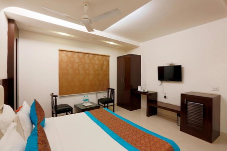 Hotel Anand Lok Inn at Delhi Airport By Arch Group, New Delhi, India