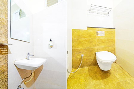 Super Townhouse Kondapur Near Botanical Garden Formerly RRR Inn, Kondapur, India