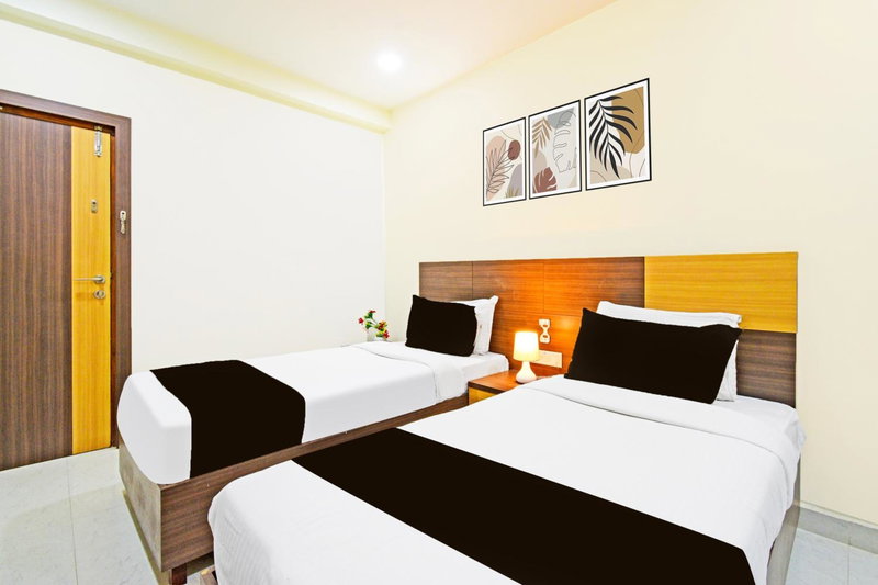 Super Townhouse Kondapur Near Botanical Garden Formerly RRR Inn, Kondapur, India
