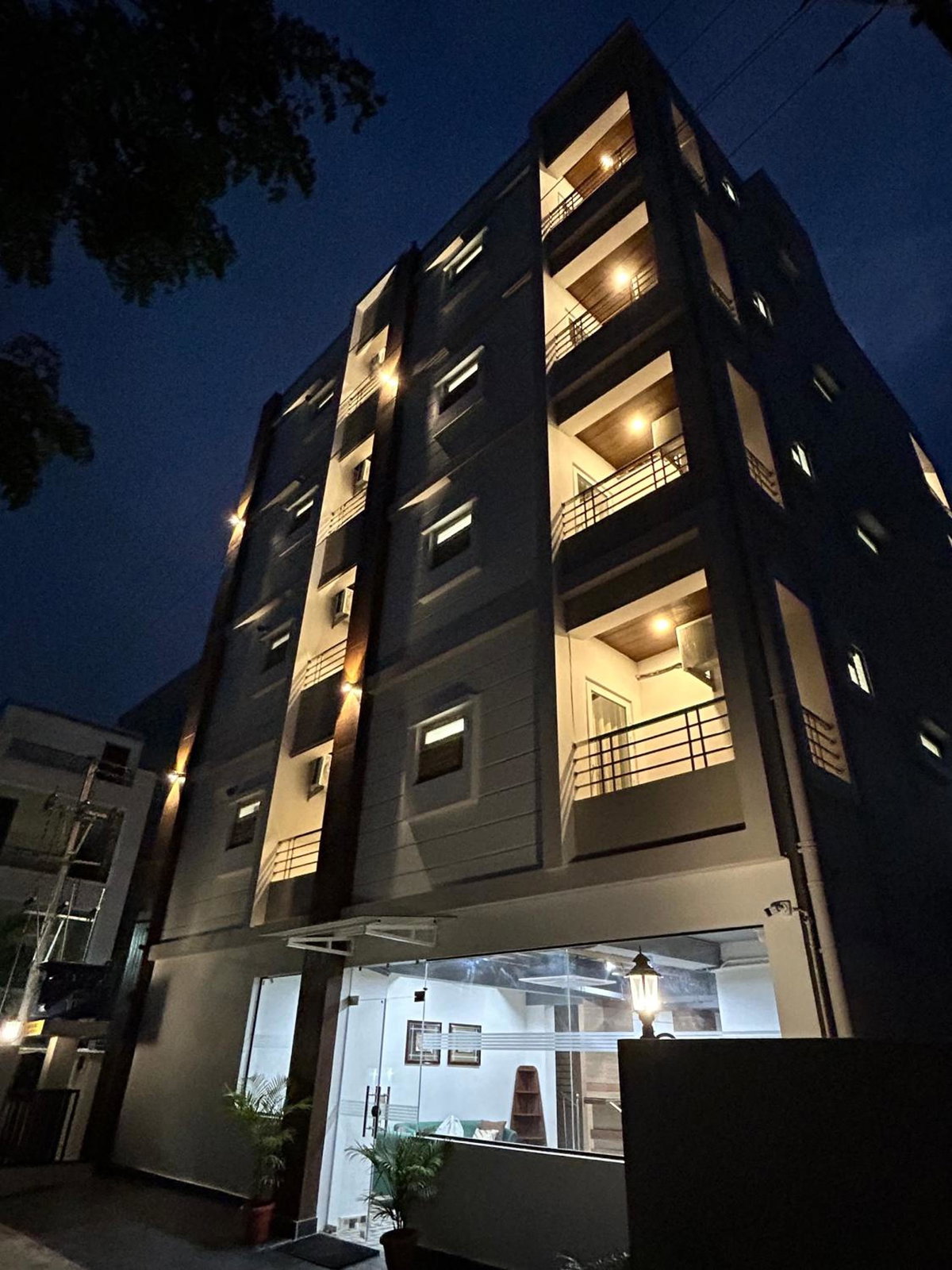 Palladium Luxury Suites Financial District Unit II, India