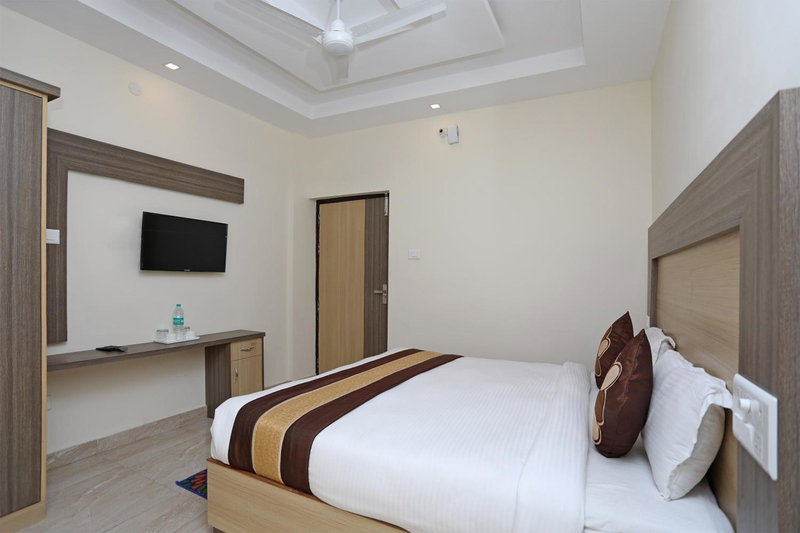 Hotel KSS Inn, Doiwāla, India