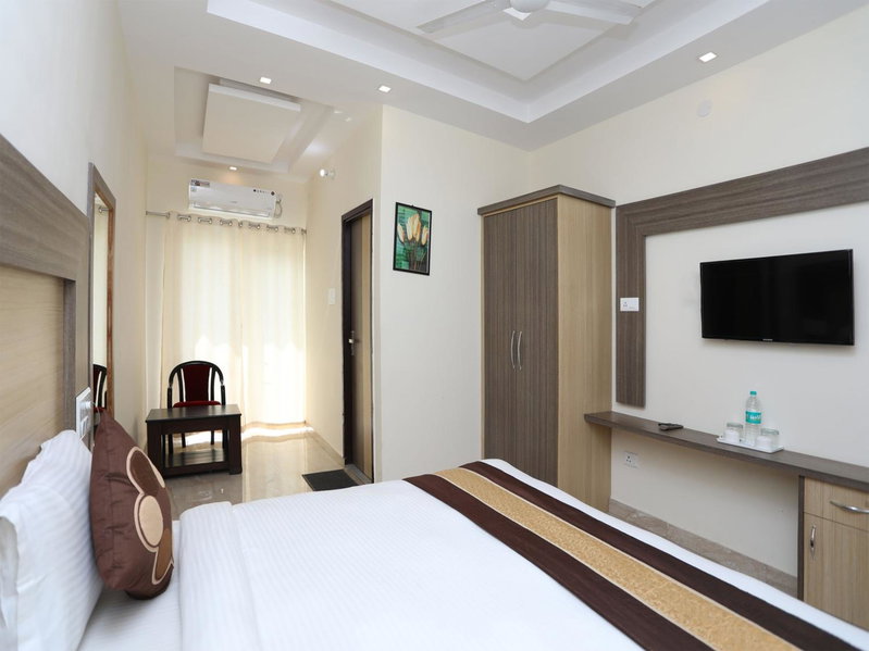 Hotel KSS Inn, Doiwāla, India