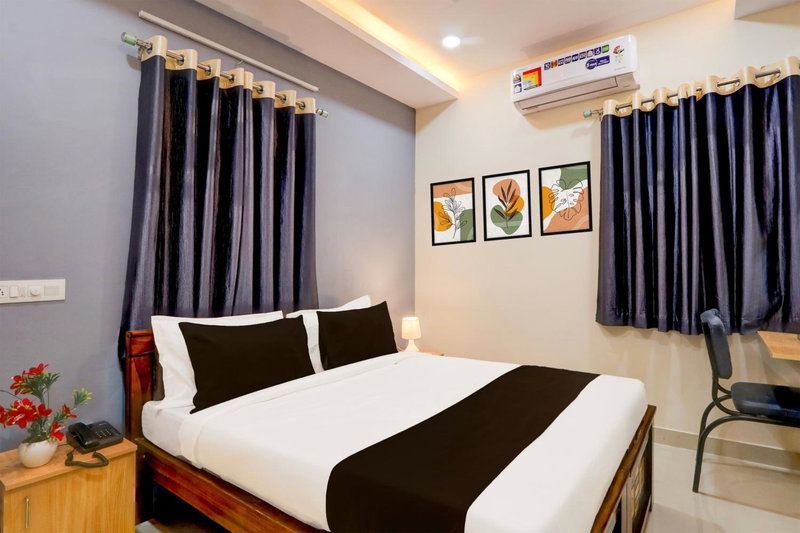 Townhouse Nanak Ram Guda Near WaveRock SEZ, Hyderabad, India