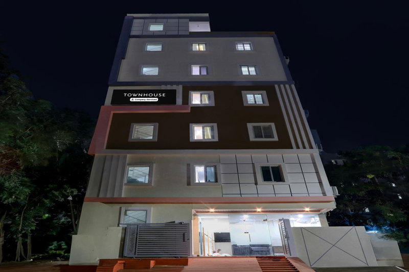 Townhouse Nanak Ram Guda Near WaveRock SEZ, Hyderabad, India