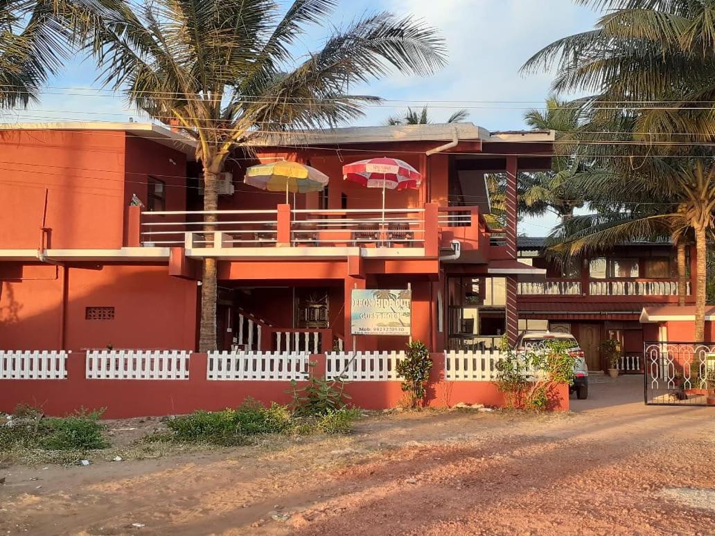 Leon Hide Out Guest House, Индия