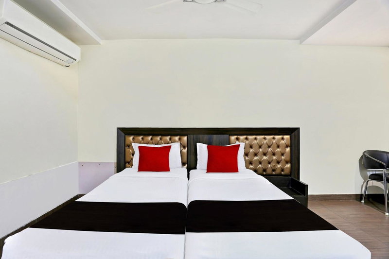 Hotel O Halcyon Deccan Inn, Hyderabad, India
