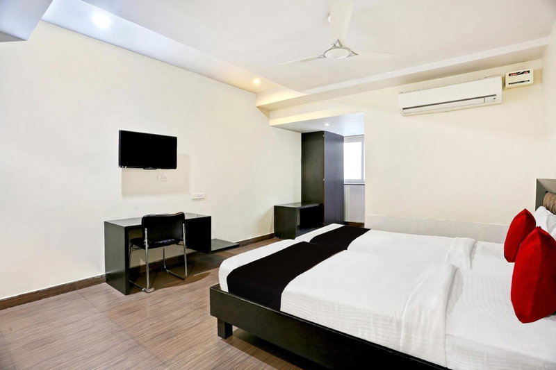 Hotel O Halcyon Deccan Inn, Hyderabad, India