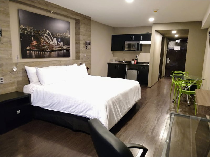 Elite 47 Hotel & Suites, Huixquilucan, Mexico
