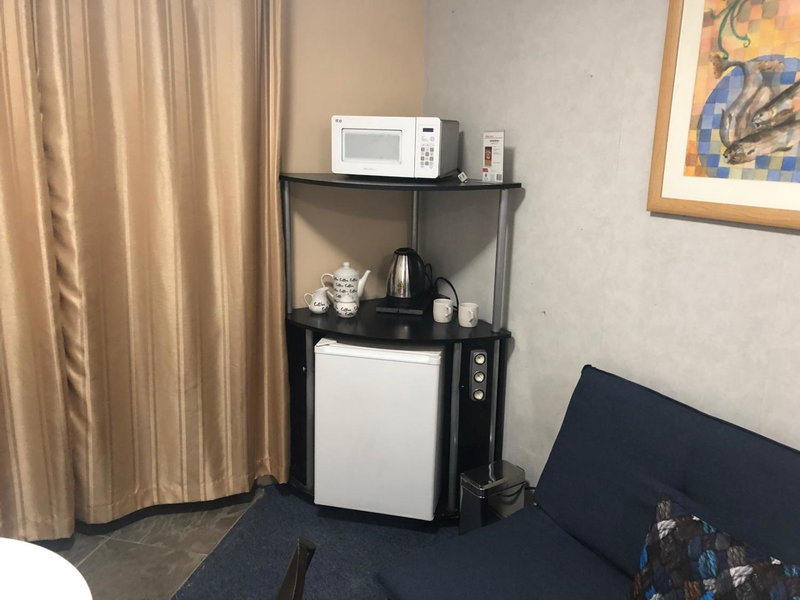 Amplia Habitación tipo Ejecutiva con baño y acceso privados, Toluca, Mexico