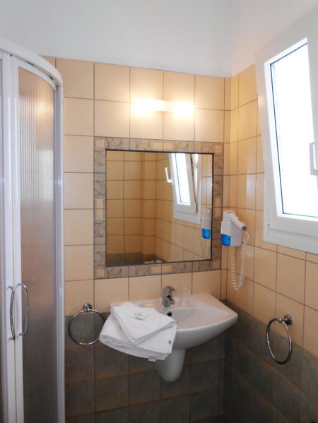 Livanios Studios, Adamas, Greece