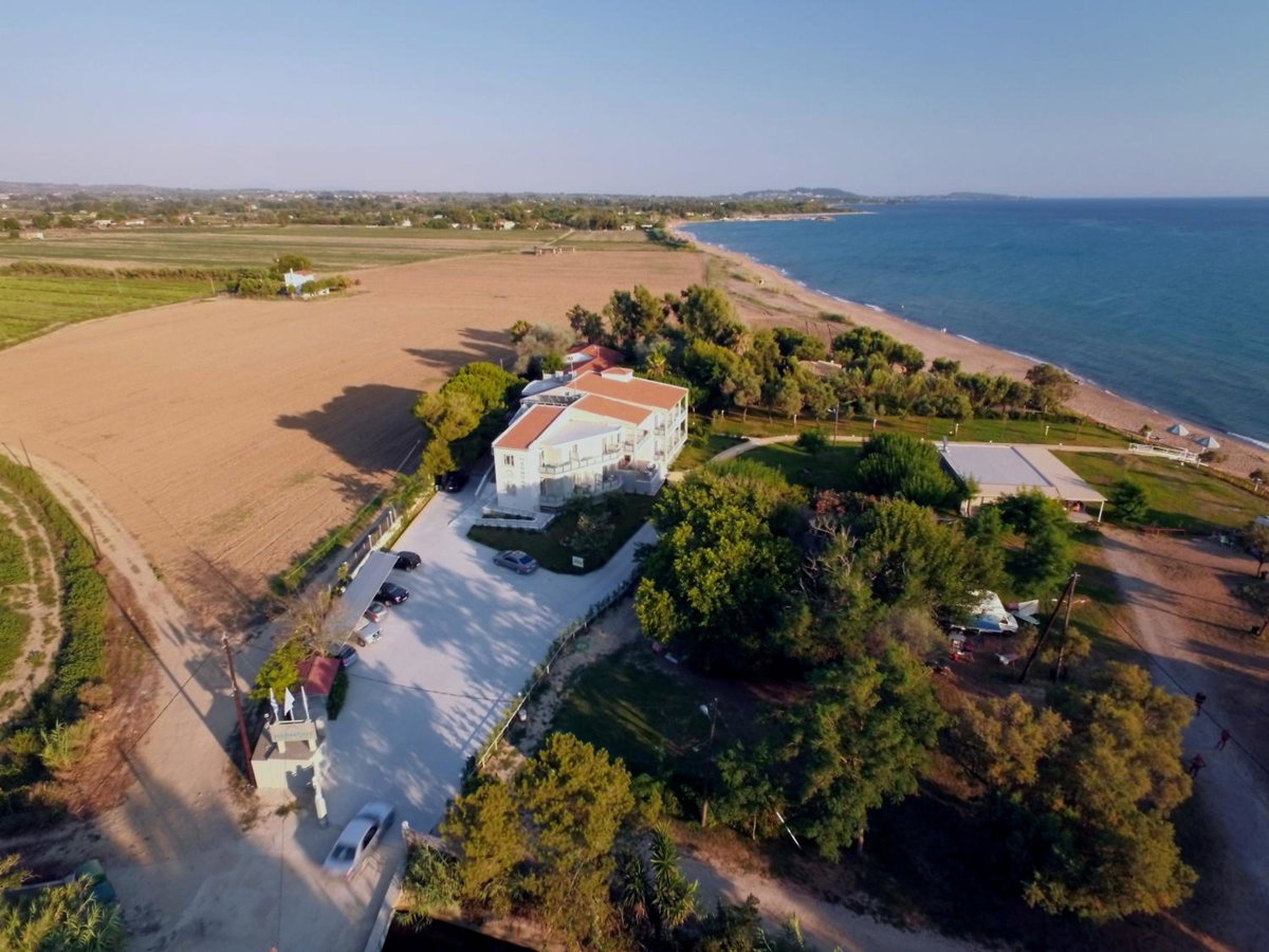 Harmony Hotel, Греция