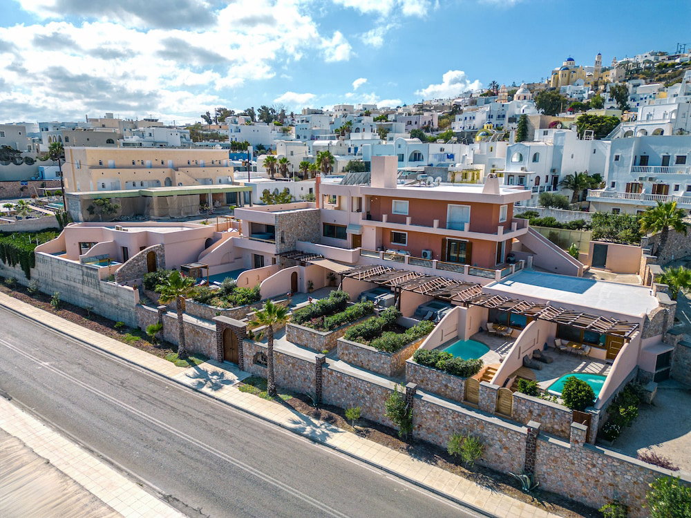Hotel · Perla Nera Suites, Santorini