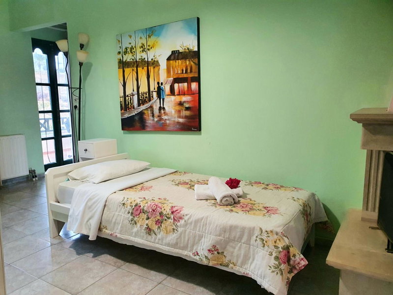 Dioskouroi Apts, Agia Pelagia, Greece