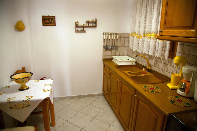 Avlonitis Rooms, Parga, Greece