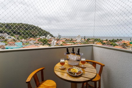 Curta Praia do Quilombo - Lunata, Penha, Brazil
