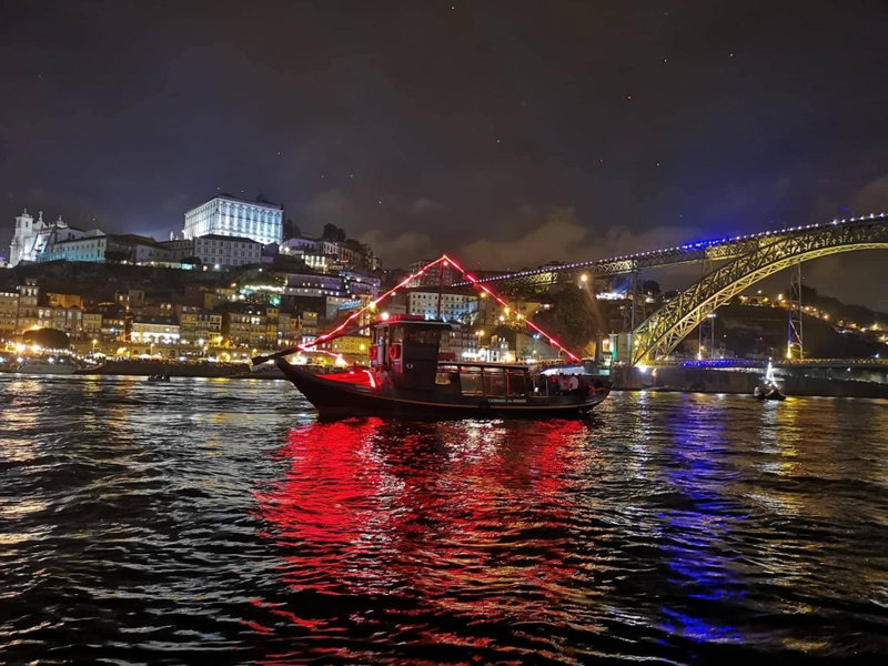 SLEEPBOAT Barco Hotel Oporto Douro, Porto, Portugal