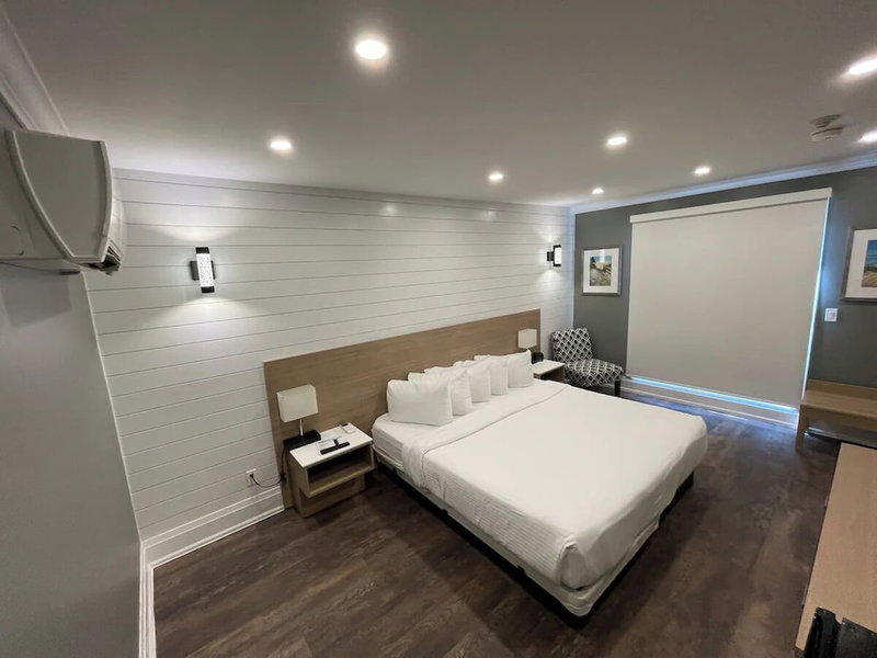 Coastal Suites, Grand Bend, Canada