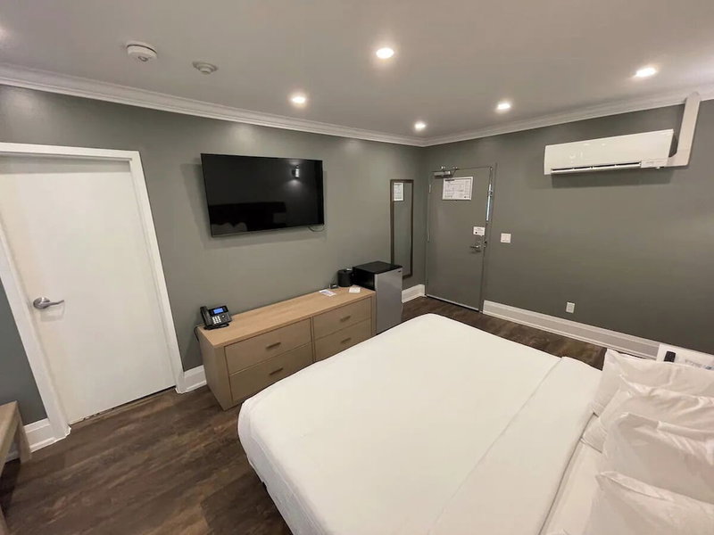 Coastal Suites, Grand Bend, Canada