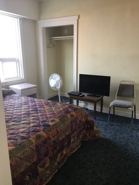 Stettler Hotel, Stettler, Canada